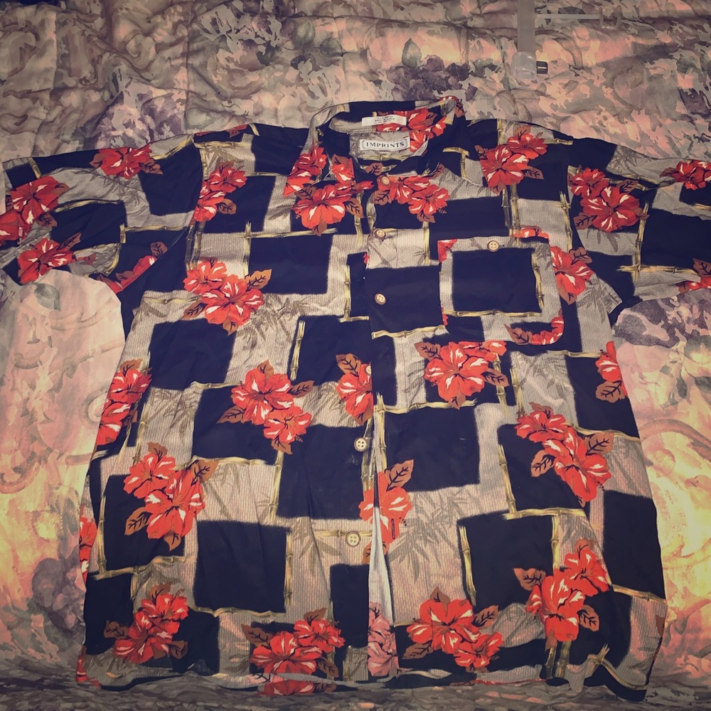 Men’s button down Hawaiian